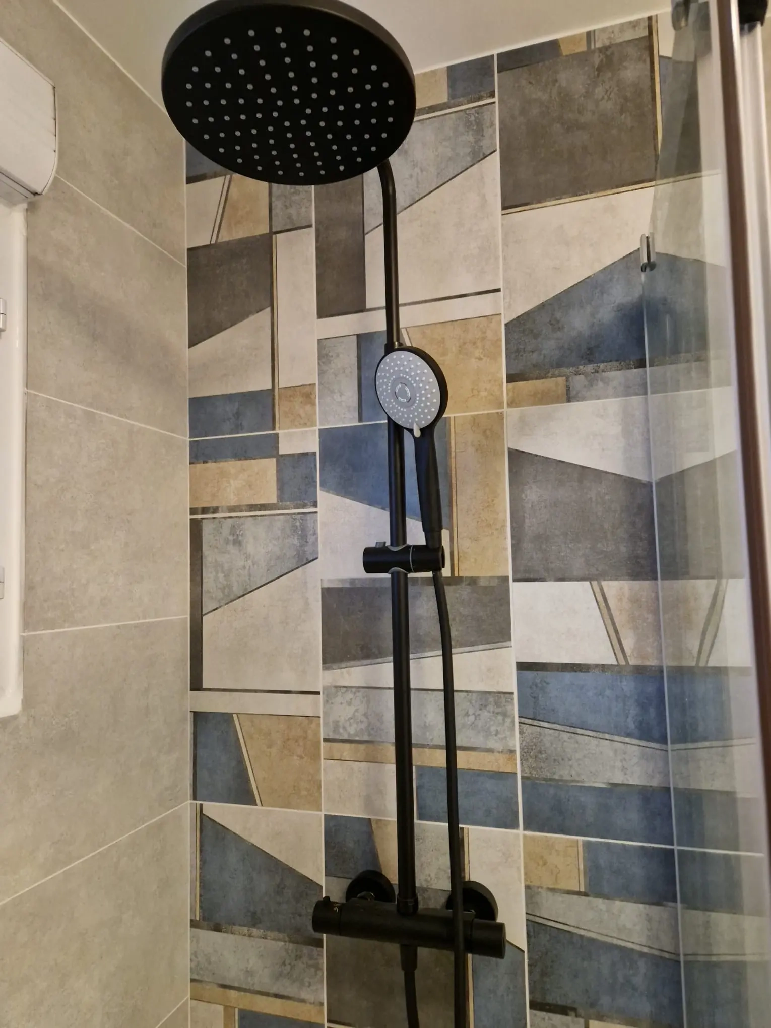 0abdc480-31ec-40bb-a324-42796eed6547